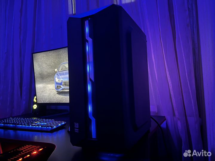 I5 3570/ RX 570/ 16GB RAM/ SSD 250GB HDD 500GB