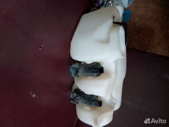 Бачок омывателя на рено симбол