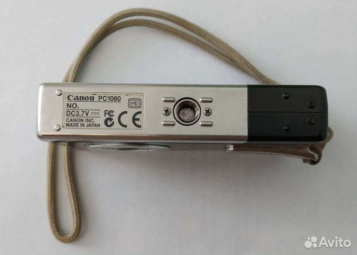 Компактный фотоаппарат Canon PC1060