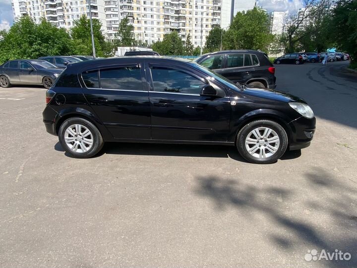 Opel Astra 1.8 AT, 2010, 185 000 км