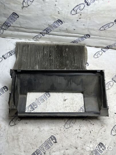 Фильтр воздушный с креплением Ford Focus 1