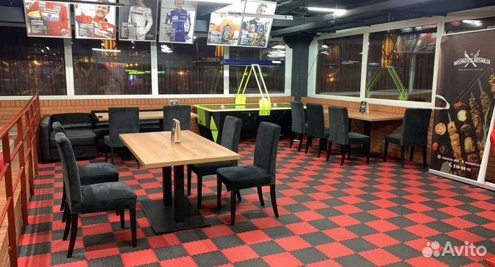 Модульная пвх плитка в автосервис / сто