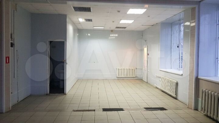 Торговая площадь, 65 м²