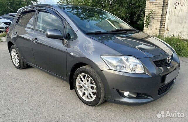 Toyota Auris 1.6 МТ, 2008, 102 000 км