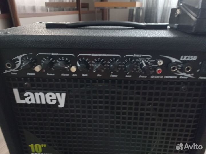 Комбоусилитель для гитары LX35D