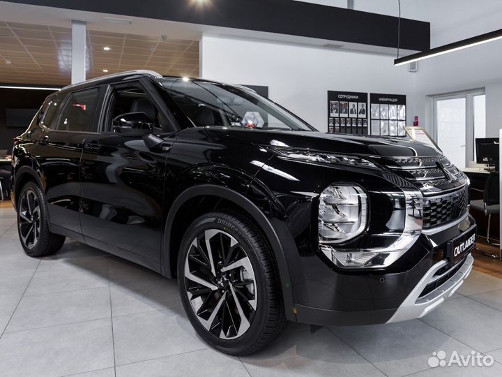 Mitsubishi Outlander 1.5 CVT, 2023