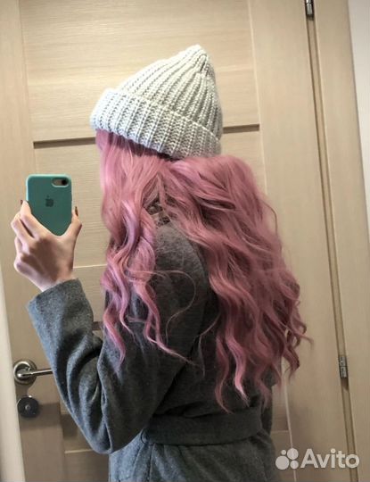 Парик розовый длинный