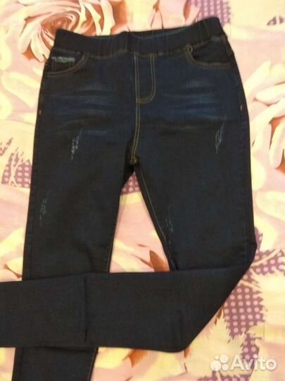 Джинсы женские