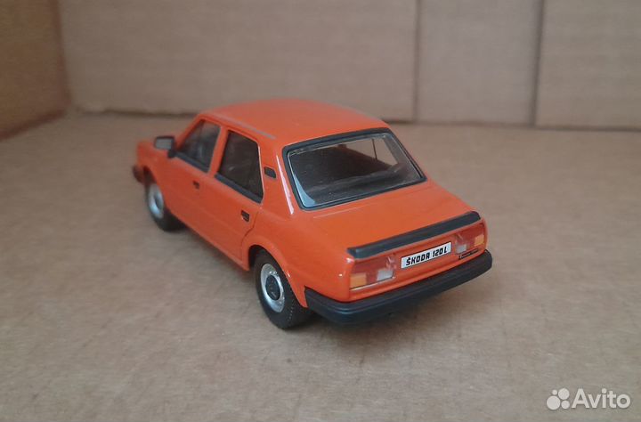 1:43 Skoda 120L (1983), Abrex дилерка