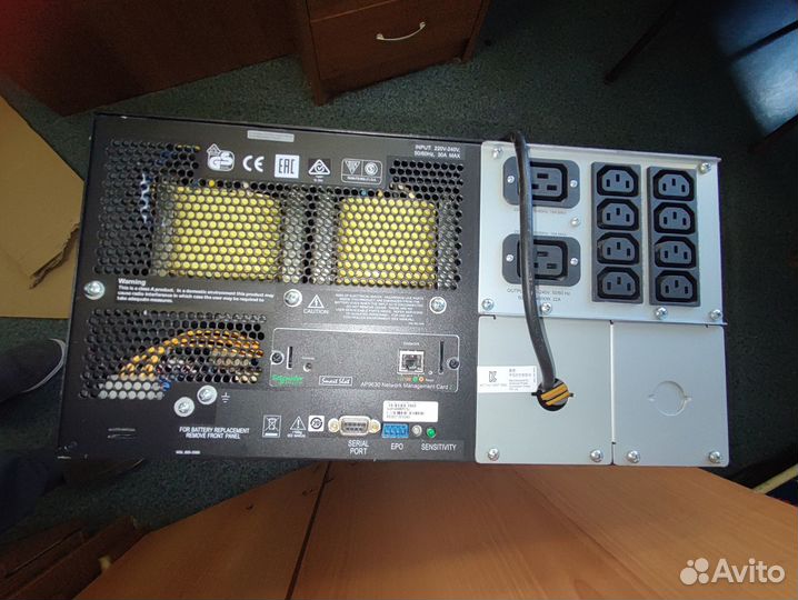 Ибп APC Smart-UPS SUA5000RMI5U