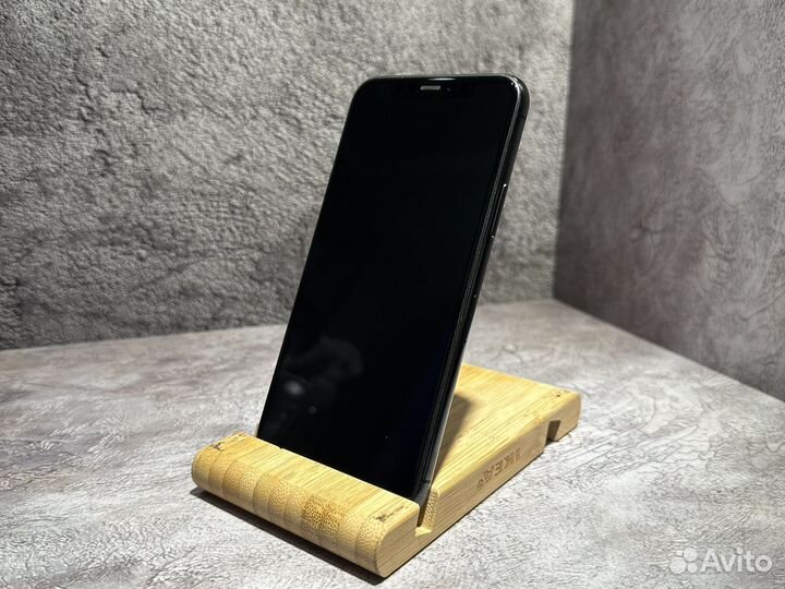 iPhone 11 Pro, 64 ГБ