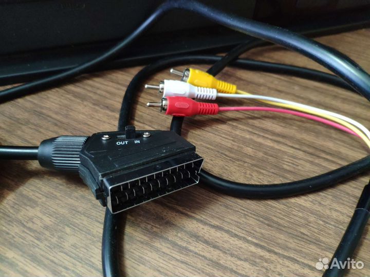 Телевизор бу akai