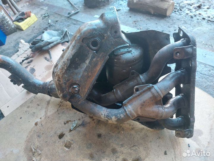 Коллектор выпускной Mazda 3 BM