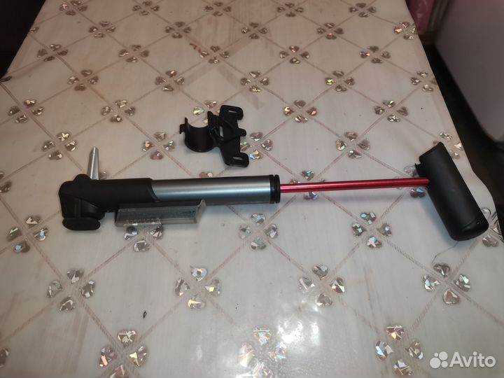 Насос для велосипеда фирмы BBB с манометром