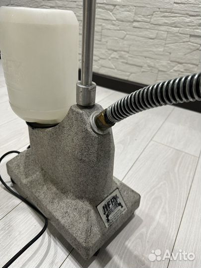 Вертикальный отпариватель Jiffy Steamer J-2