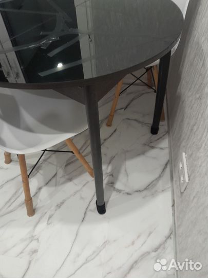 Стол раздвижной 90 см