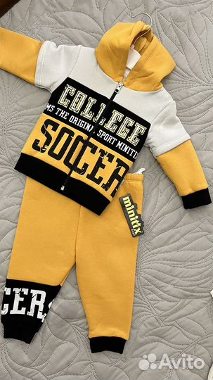 Детский костюм тройка новый