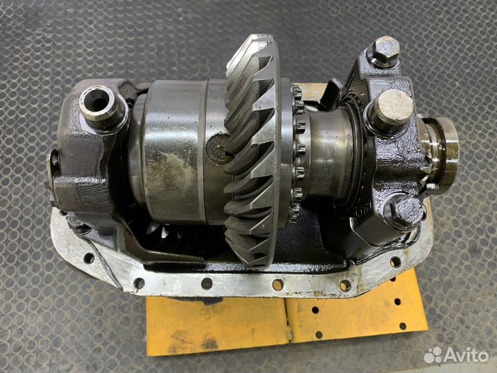 Редуктор средний HY-13120