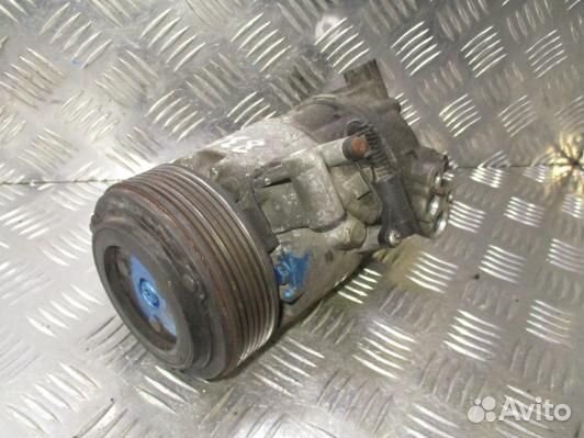 Компрессор кондиционера бензиновый BMW 3 E46 (83G1