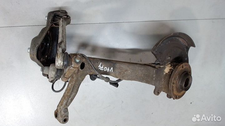 Ступица (кулак, цапфа) Volkswagen Passat 5, 1997