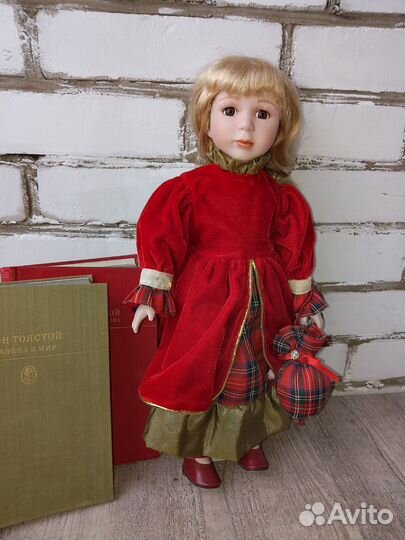 Кукла фарфор Ремеко