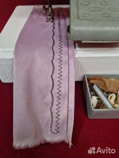 Швейная машина Чайка 144А как новая