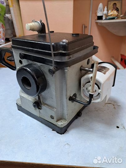 Скорняжная машинка