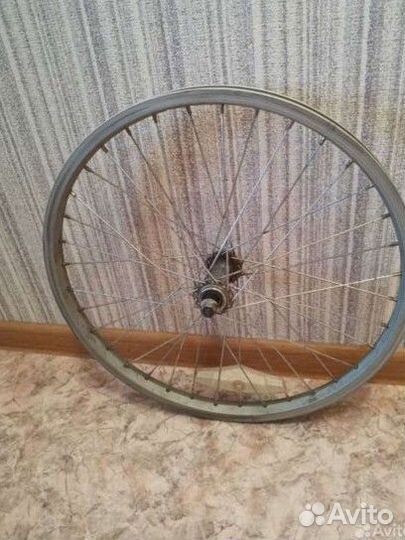 Колесо на велосипед 20