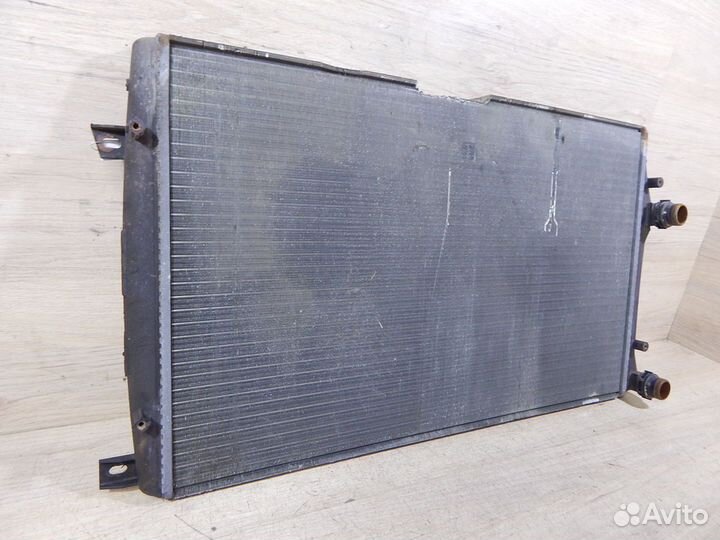 Радиатор основной Skoda Octavia A5