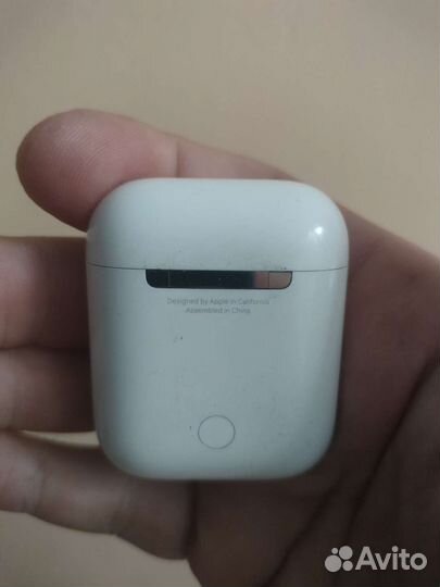 Беспроводные наушники apple airpods 1 Кейс