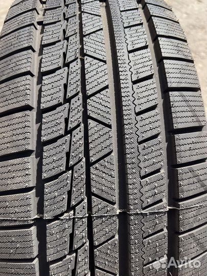 Sunwide Snowide 215/55 R17 72H