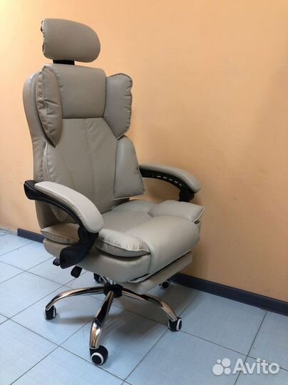 Кресло для игр. Игровое кресло с массажем