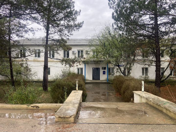 Здание, 700 м²