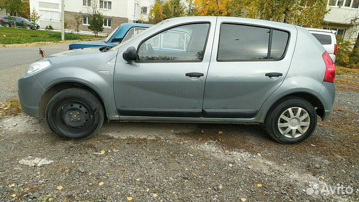 Renault Sandero 1.6 МТ, 2010, 321 600 км