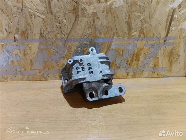 Подушка двигателя правая Volkswagen Passat R Line