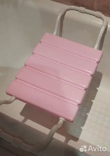 Сиденье в ванную