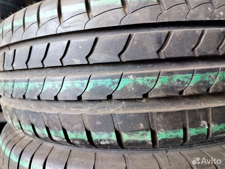 Goodyear EfficientGrip 195/60 R16