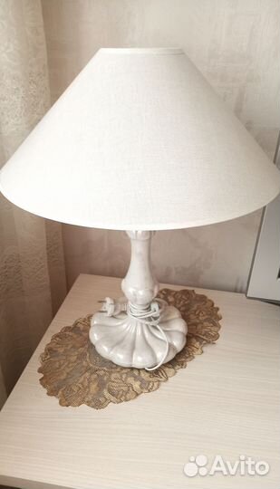 Лампа настольная с абажуром бу