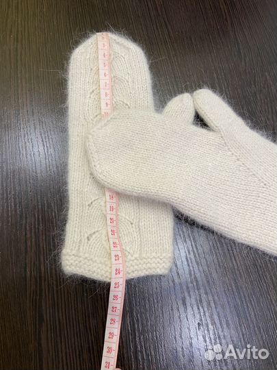 Варежки женские
