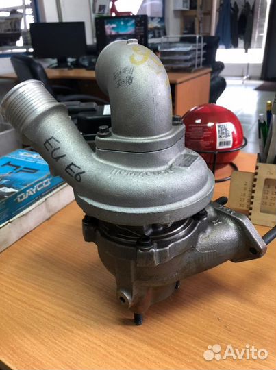 Турбокомпрессор Honeywell garrett 823665-0001