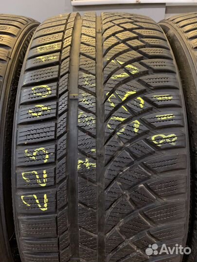 Kumho WinterCraft WP72 255/35 R19 и 225/40 R19 96V