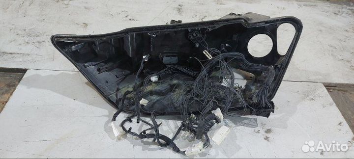 Фара светодиодная передняя левая Audi A8 D5
