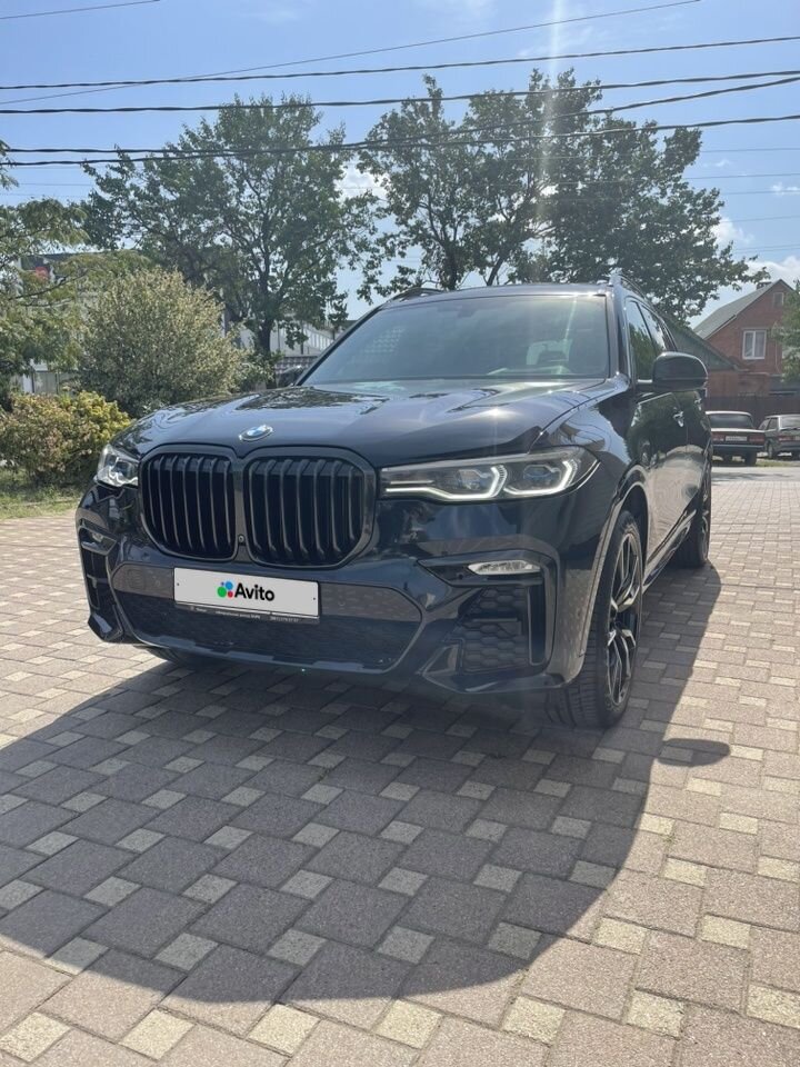 BMW X7: фото владельца