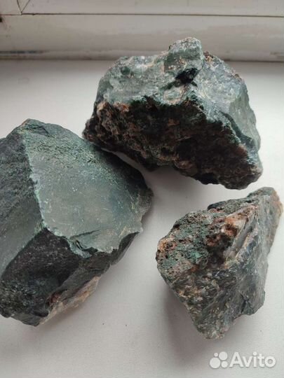 Натуральные камни жад, яшма,агат