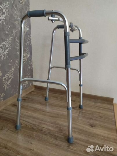 Ходунки для взрослых шагающие