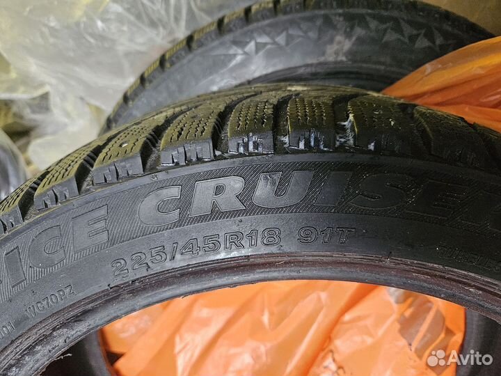 Bridgestone Ice Cruiser 7000 225/45 R18 91T