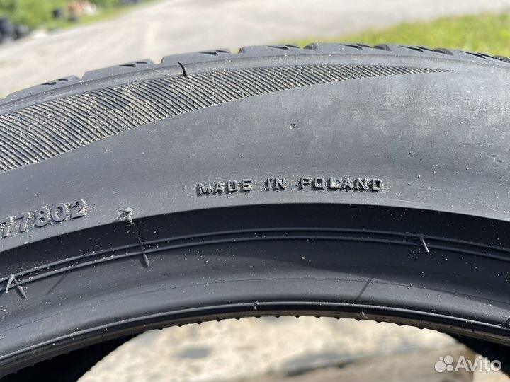 Firestone Roadhawk 275/40 R20