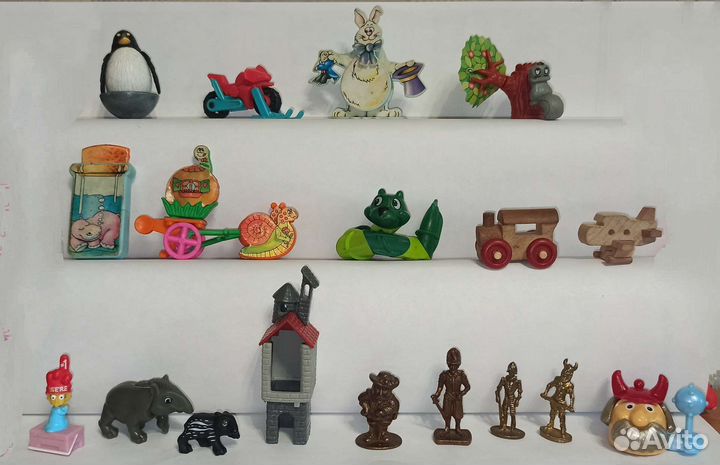 Игрушки из киндера и Ландрин 90х