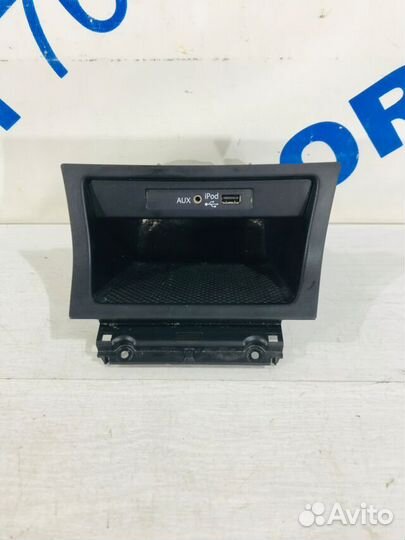 Разъём aux, usb skoda yeti 1 рест 1.6 MT