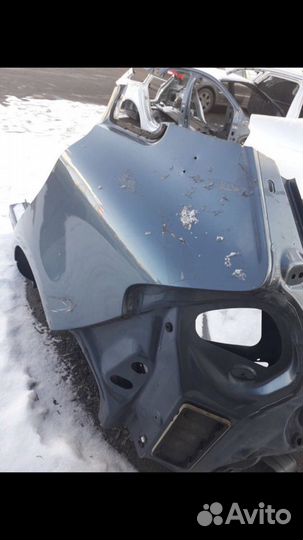 Задняя левая четверть Volvo v40 cross country